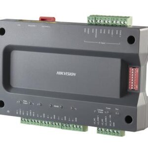 Master controler pentru lift Hikvision DS-K2210, management pana la 128 de etaje, 20000 carduri si 50000 evenimente, suporta  pana la 2 cititoare RS-485 sau 2 cititoare Wiegand, comunicare: TCP/IP si RS-485, configurare si management via web sau software client, functii de watchdog si tamper, input